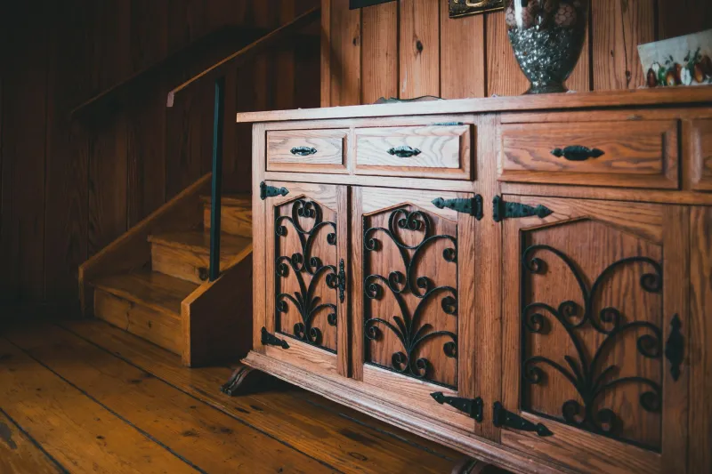 Holz, Eisen und Farbe: Die Zunftlade als Gesamtkunstwerk des deutschen Handwerkertums